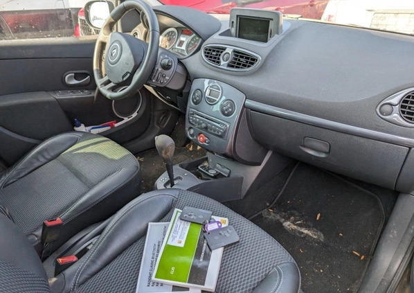 Renault Clio cena 10990 przebieg: 163454, rok produkcji 2010 z Bodzentyn małe 16